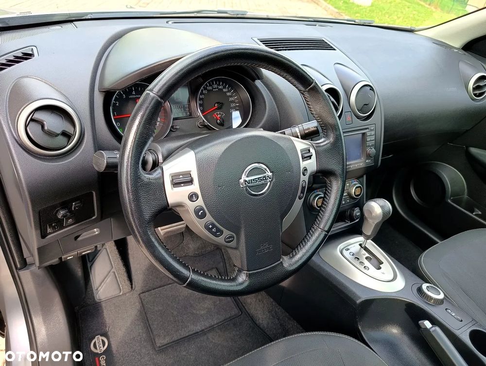 Nissan Qashqai 2.0 4 x 4 CVT tekna - 24