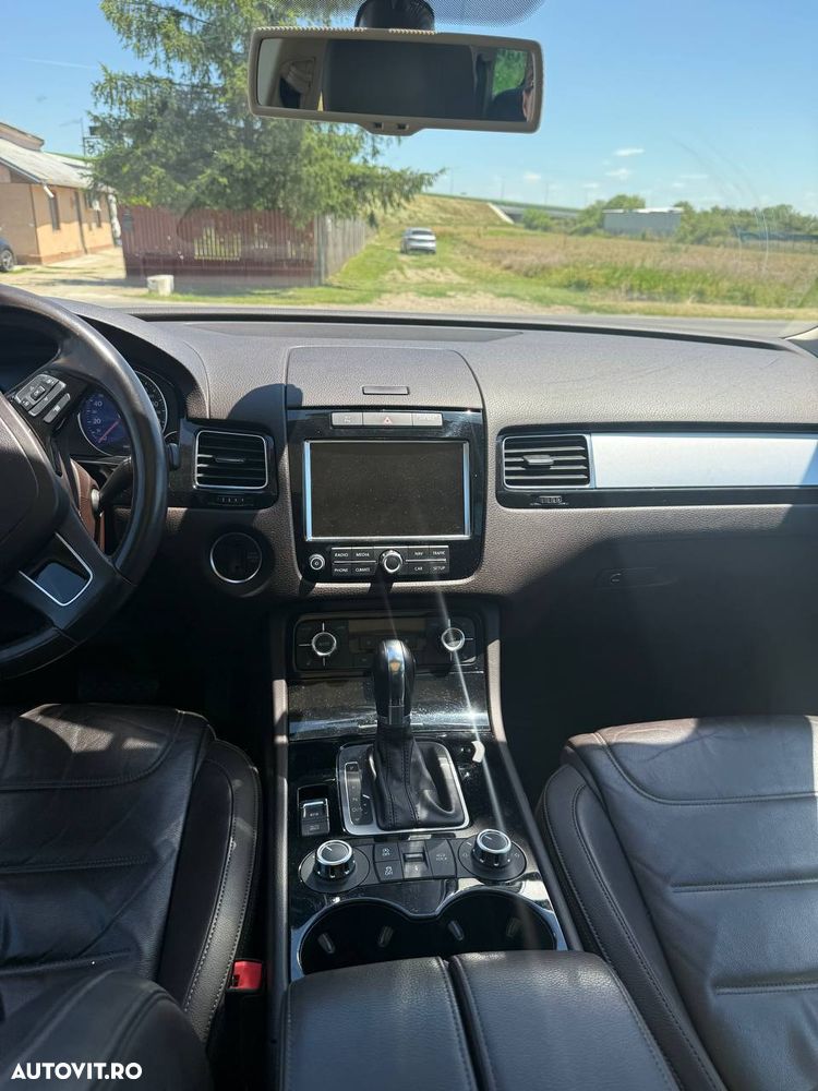 Volkswagen Touareg 3.0 V6 TDI BMT - 3