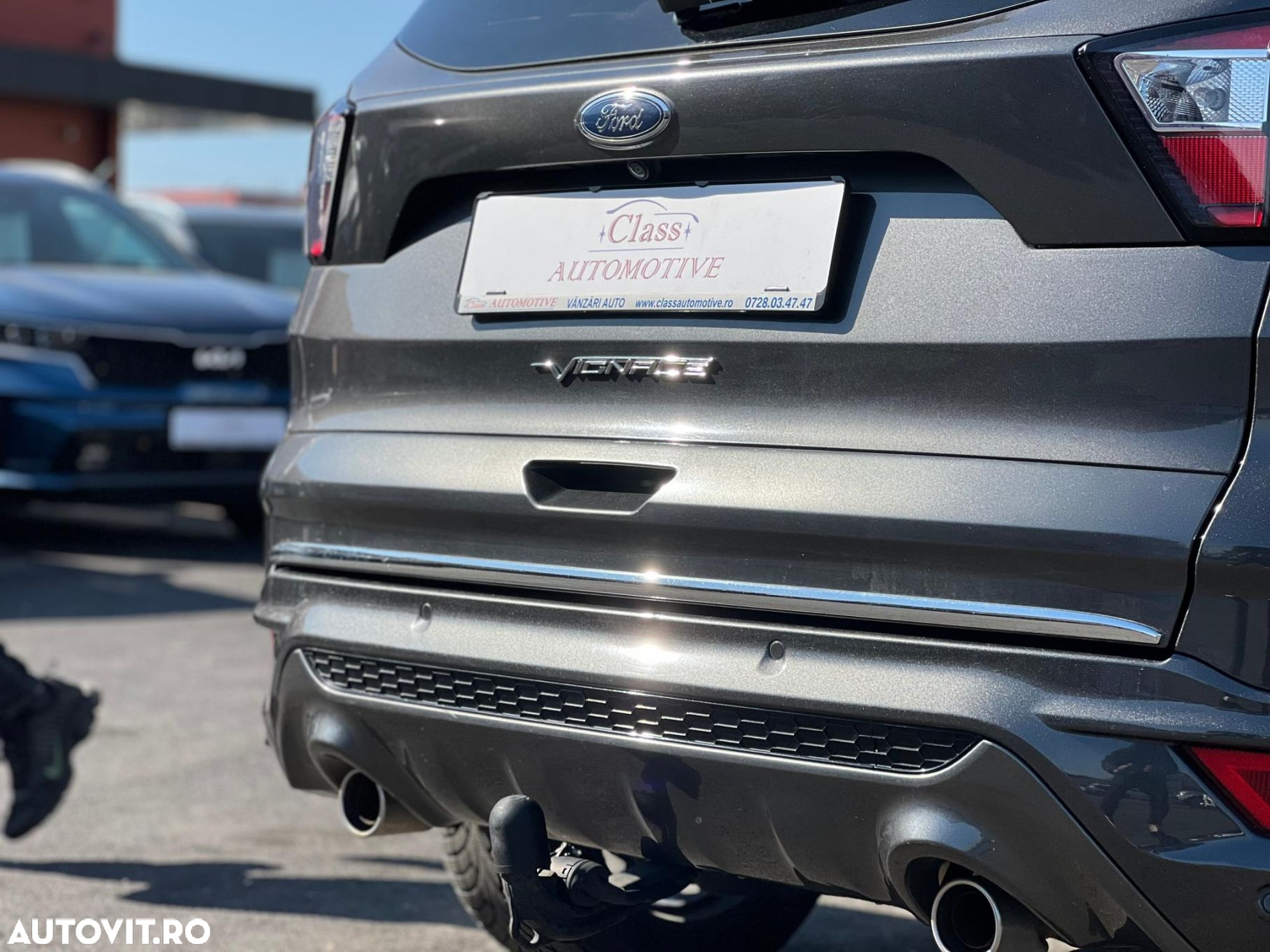Ford Kuga 2.0 TDCi 4WD Powershift Vignale - 6