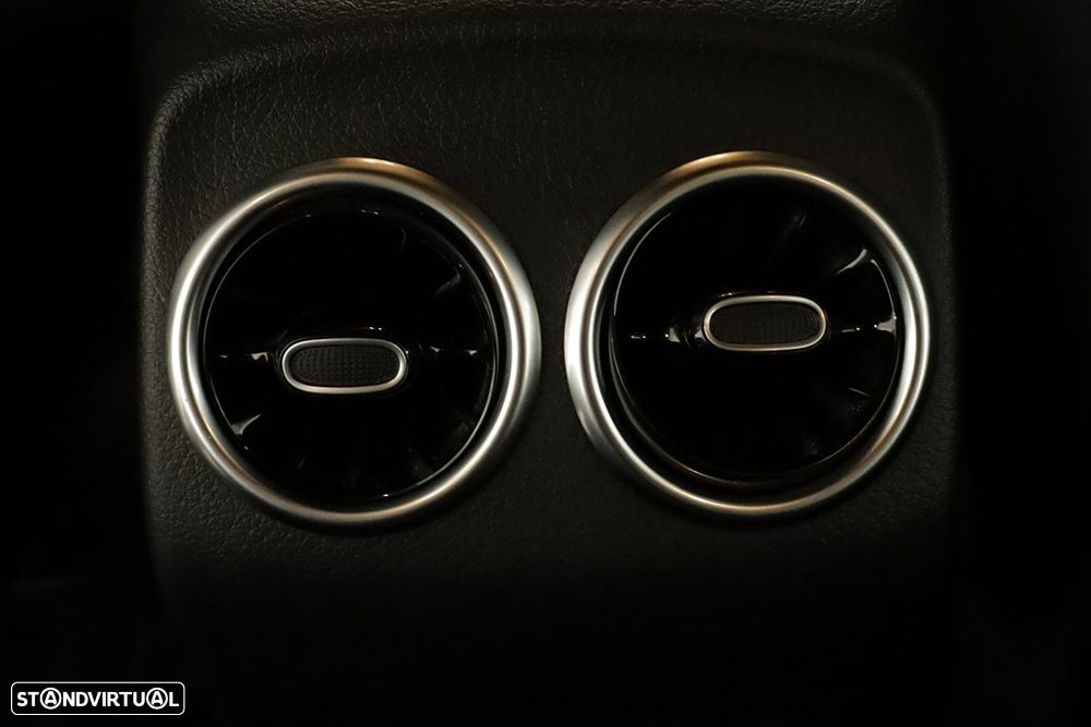 Mercedes-Benz EQB 300 4Matic AMG Line - 29