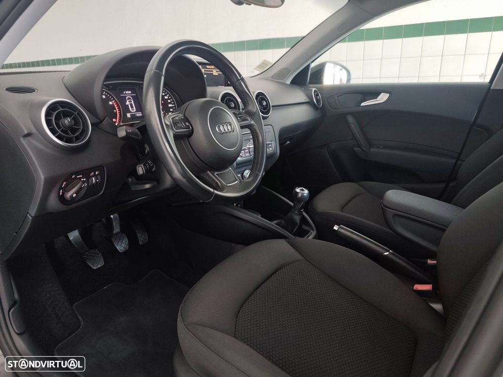 Audi A1 Sportback 1.0 TFSI Design - 8