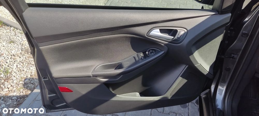 Ford Focus 1.0 EcoBoost Edition - 23