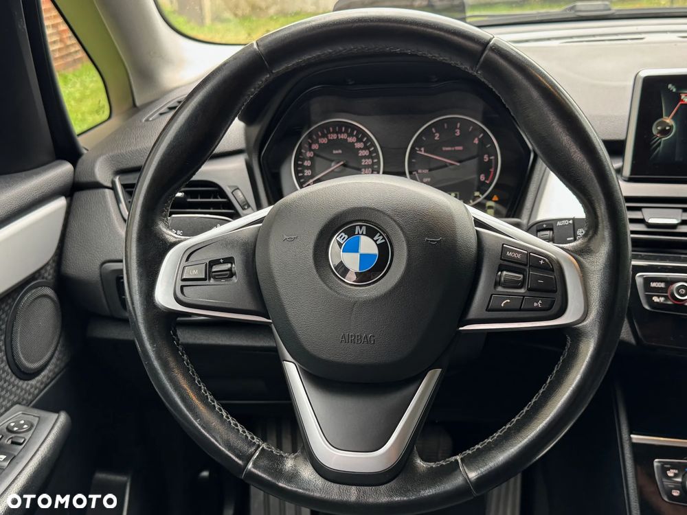 BMW Seria 2 218d Sport-Aut Luxury Line - 20