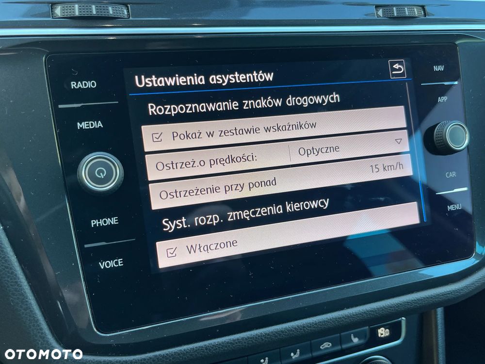 Volkswagen Tiguan 2.0 TSI 4Mot R-Style DSG - 33