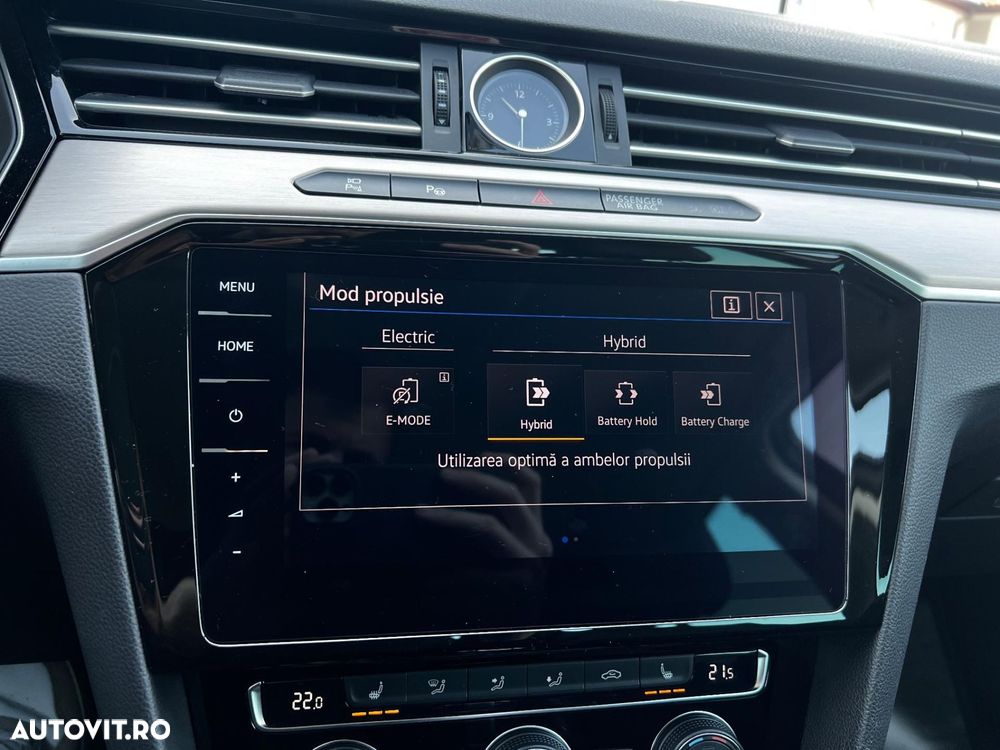 Volkswagen Passat - 22
