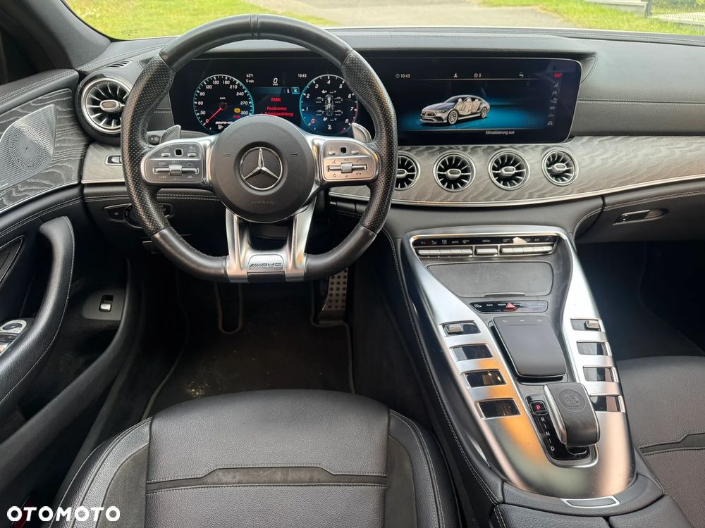 Mercedes-Benz AMG GT - 12