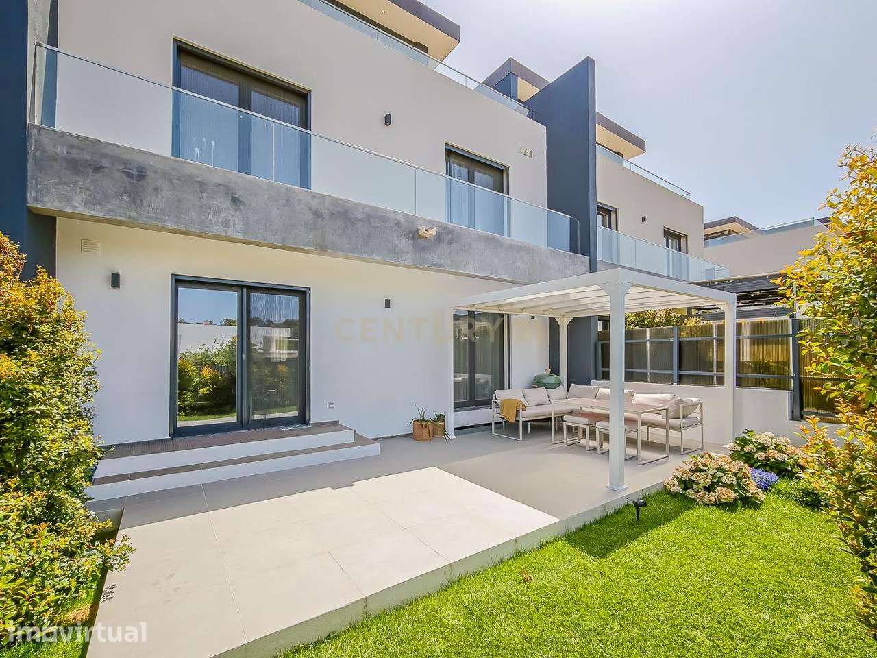 Moradia T4 em Condomínio Privado | Piscina | 6WC | Jardim | Terraço | - Grande imagem: 2/60