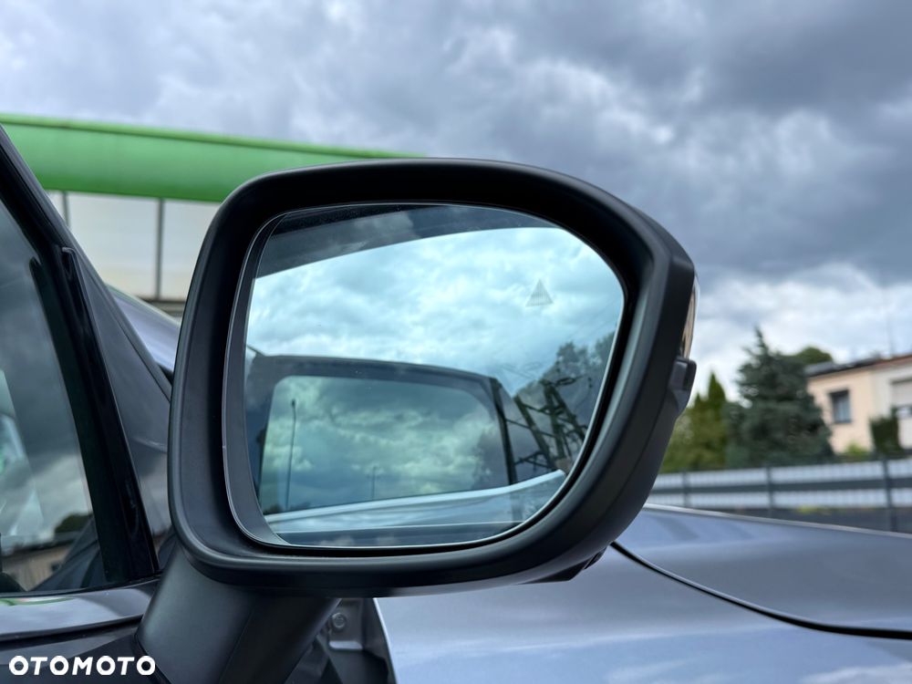 Nissan Qashqai 1.3 DIG-T DCT N-CONNECTA - 18