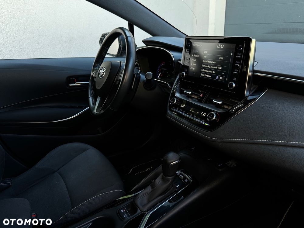 Toyota Corolla - 19