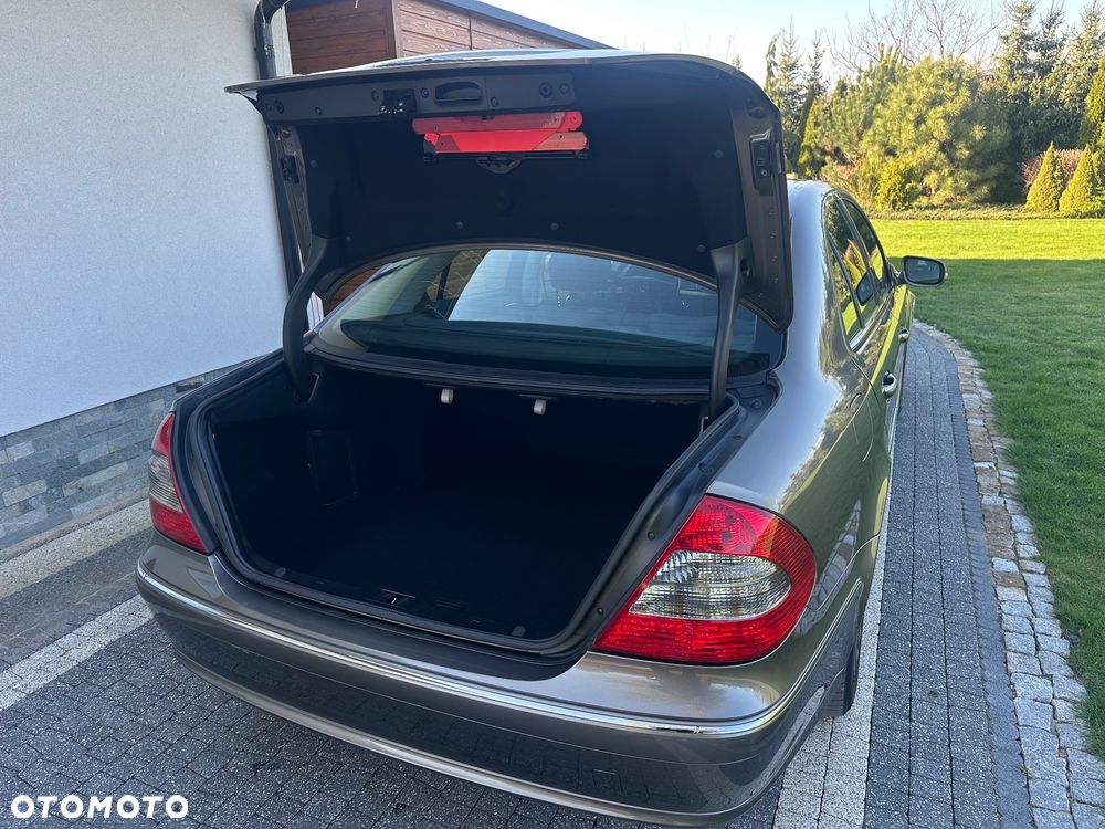 Mercedes-Benz Klasa E 350 7G-TRONIC Elegance - 10