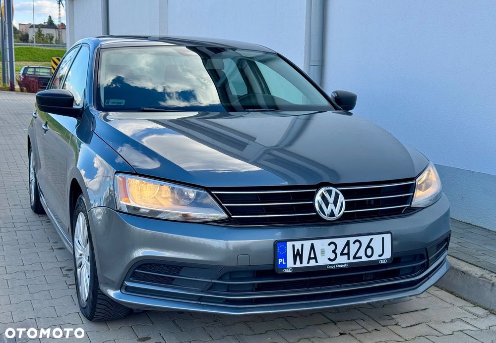 Volkswagen Jetta 2.0 Base - 15
