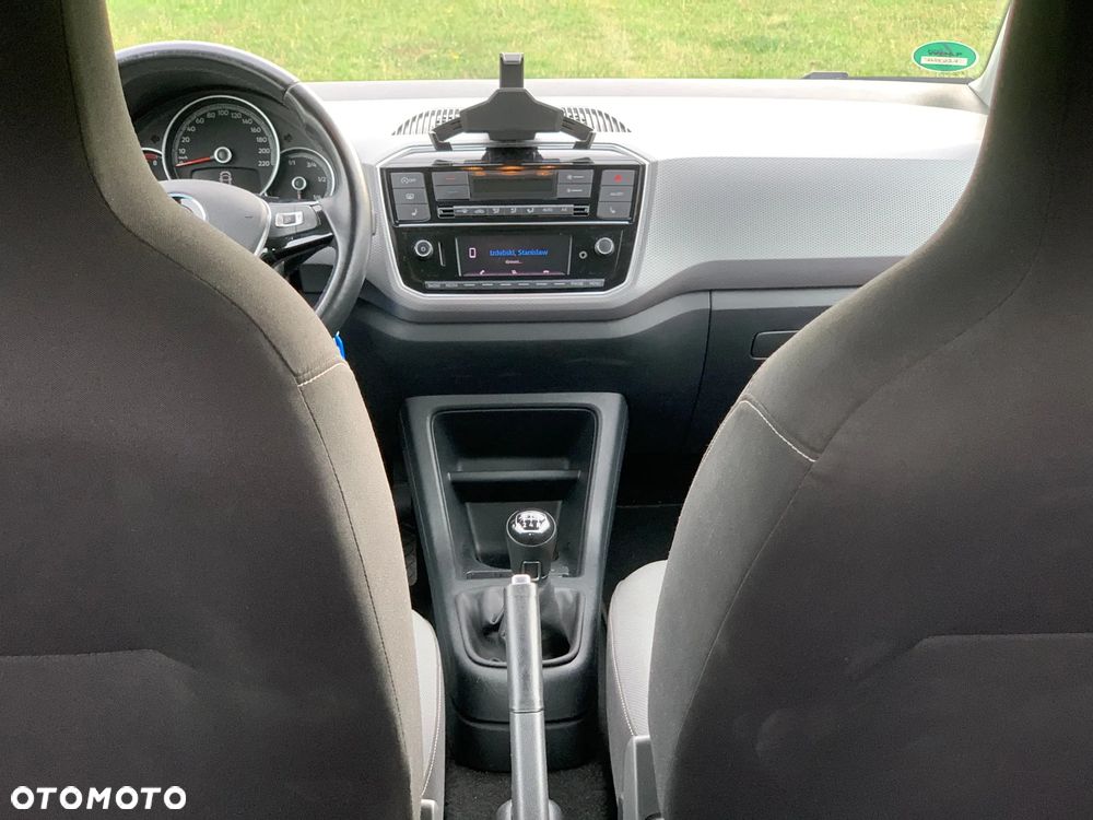 Volkswagen up! Active - 22