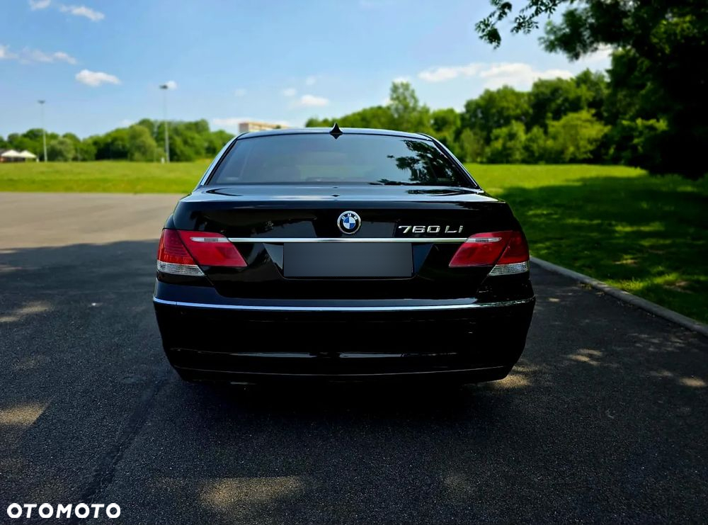 BMW Seria 7 760Li - 5