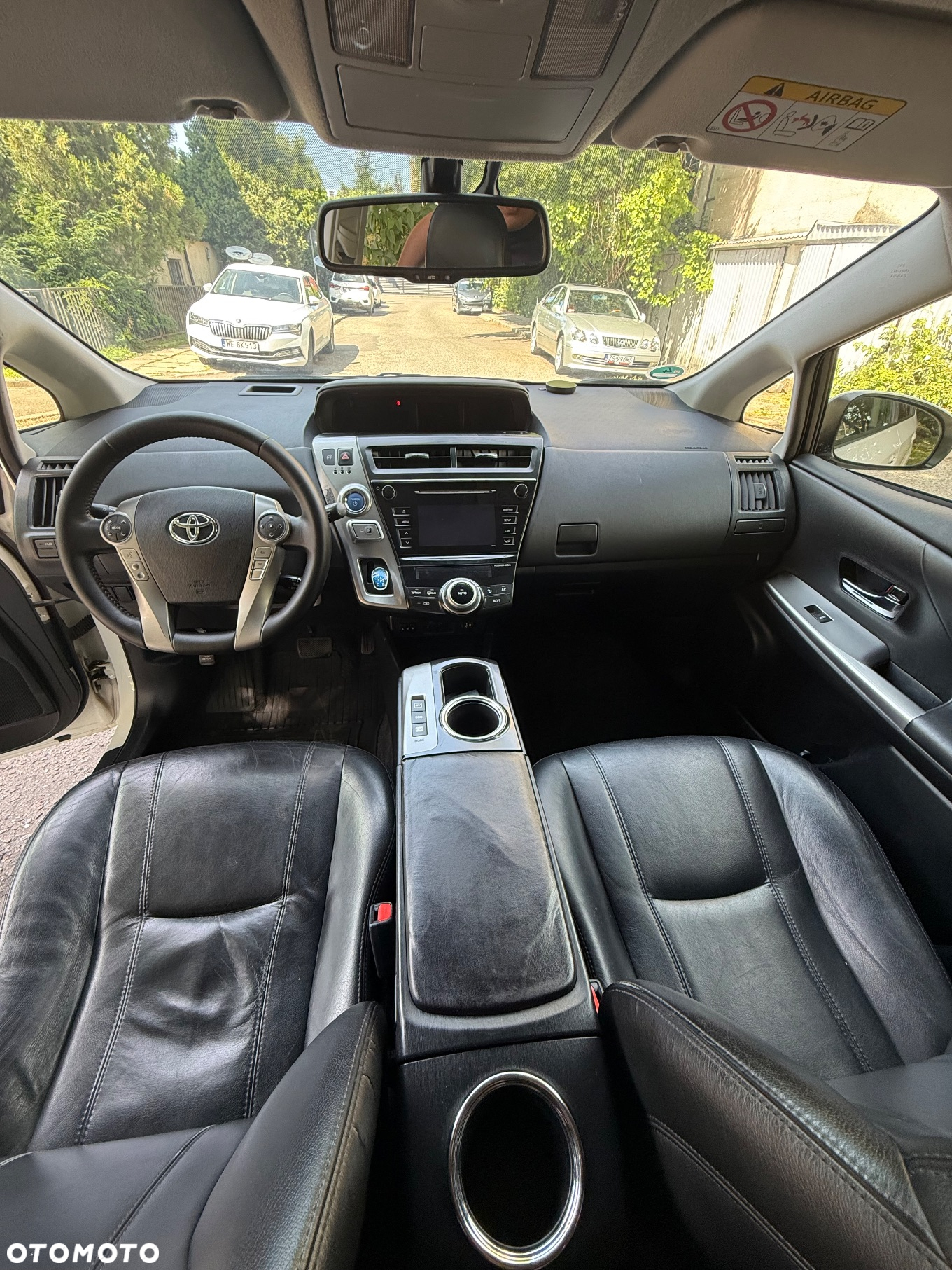Toyota Prius+ (Hybrid) Executive - 14