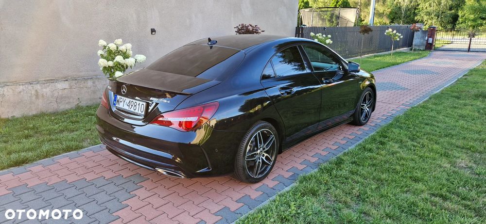 Mercedes-Benz CLA 200 7G-DCT AMG Line - 5