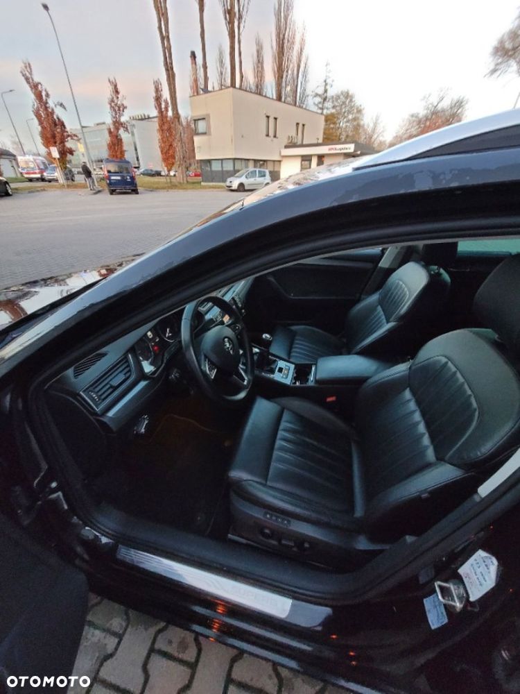 Skoda Superb 2.0 TDI Style - 12