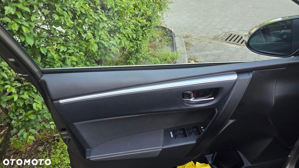 Toyota Corolla 1.6 Comfort - 5