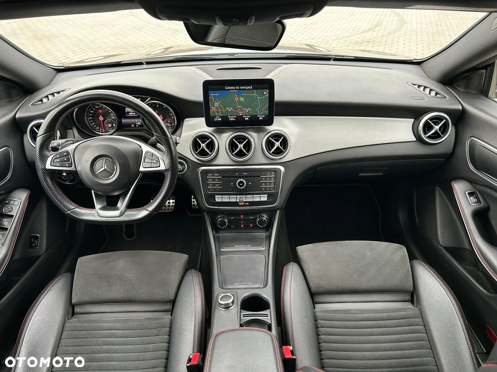 Mercedes-Benz CLA 180 7G-DCT AMG Line - 2