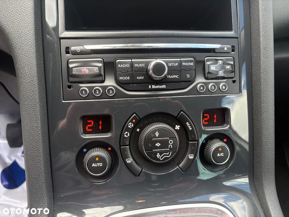 Peugeot 5008 2.0 BlueHDi Allure 7os - 22