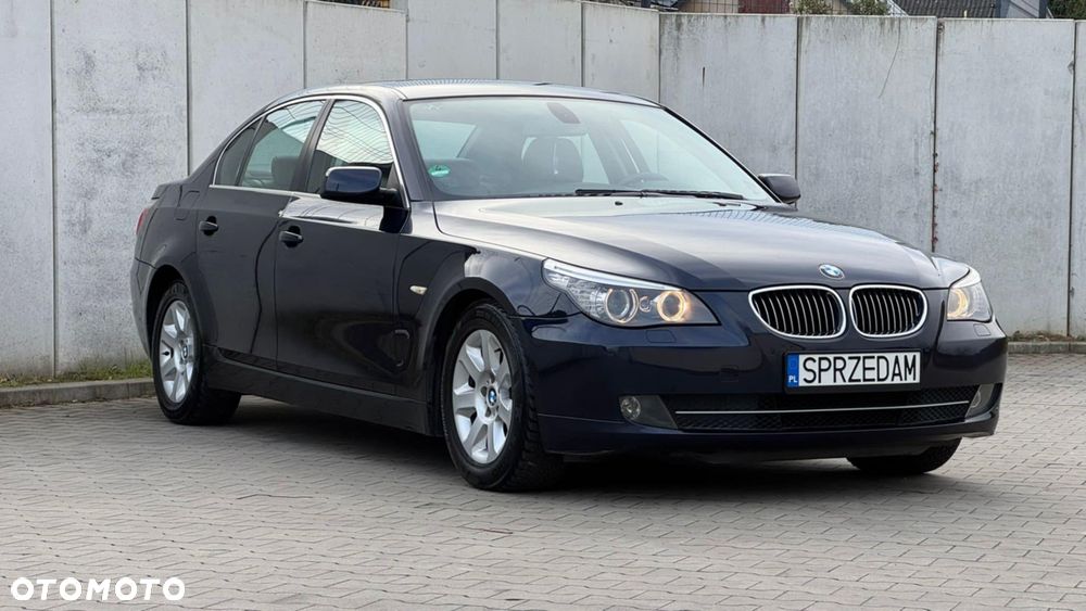 BMW Seria 5 523i - 11