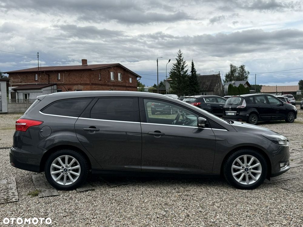 Ford Focus - 15