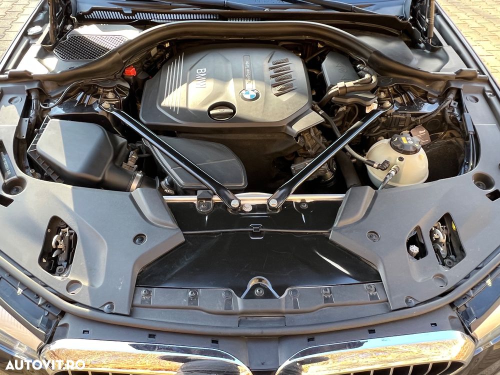 BMW Seria 5 520d Touring Aut. M Sport Edition - 28