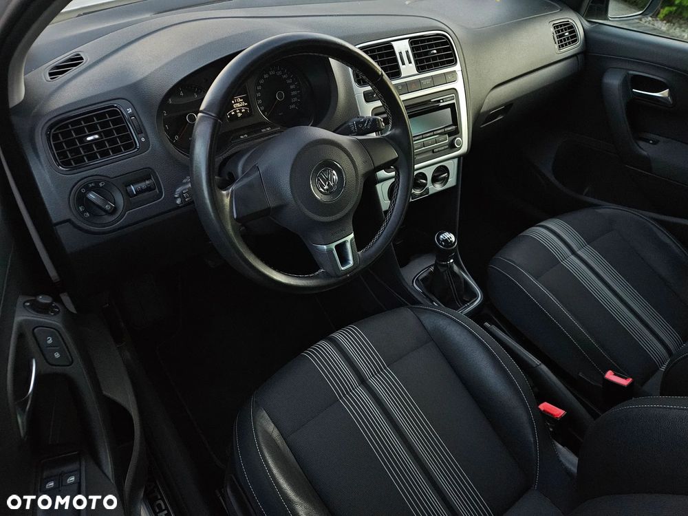 Volkswagen Polo 1.2 TSI MATCH - 21
