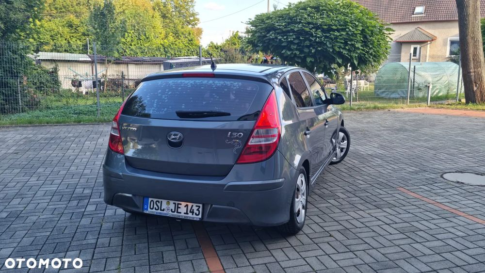 Hyundai i30 1.4 Comfort - 9