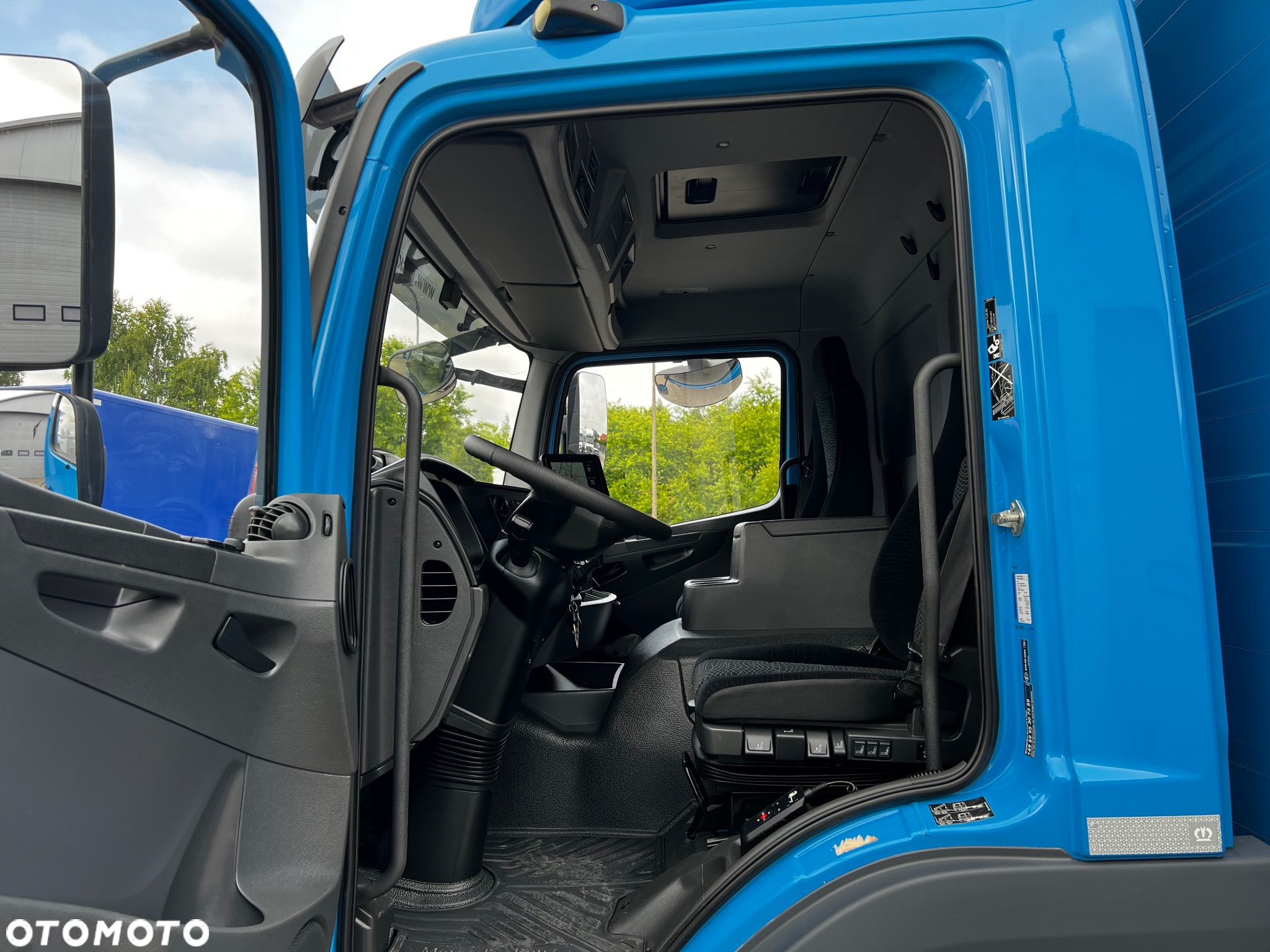 Mercedes-Benz ATEGO - 27