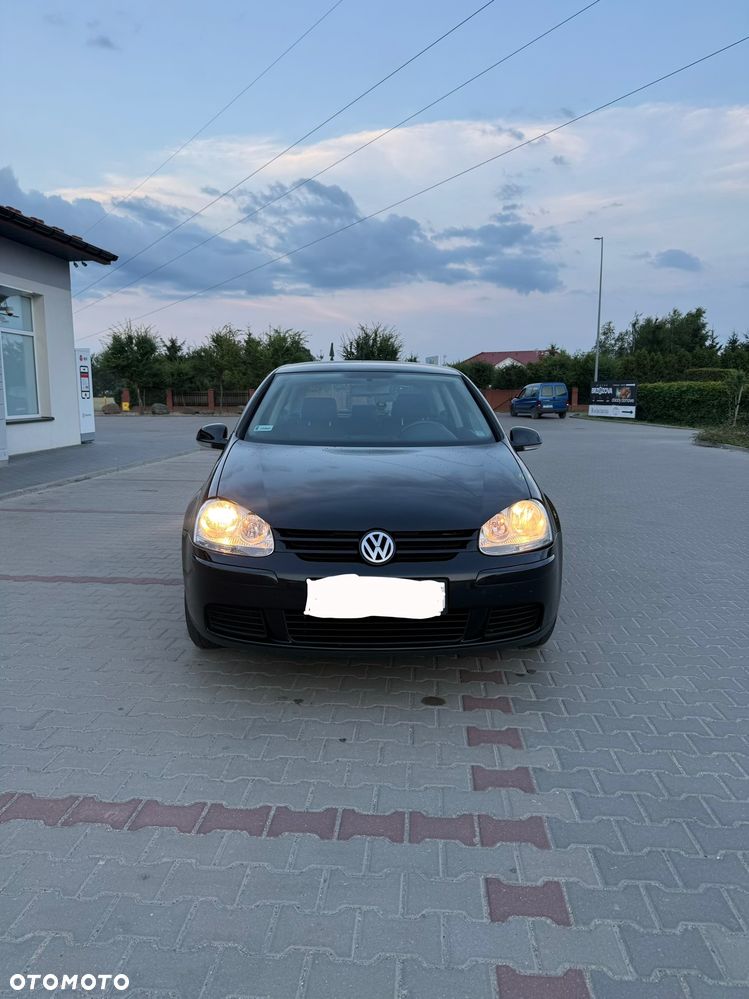 Volkswagen Golf - 2