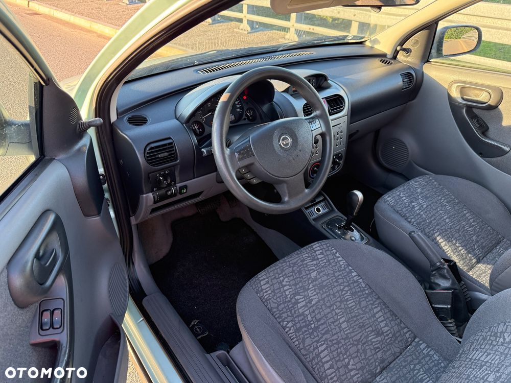 Opel Corsa 1.2 16V Comfort Easytronic - 7