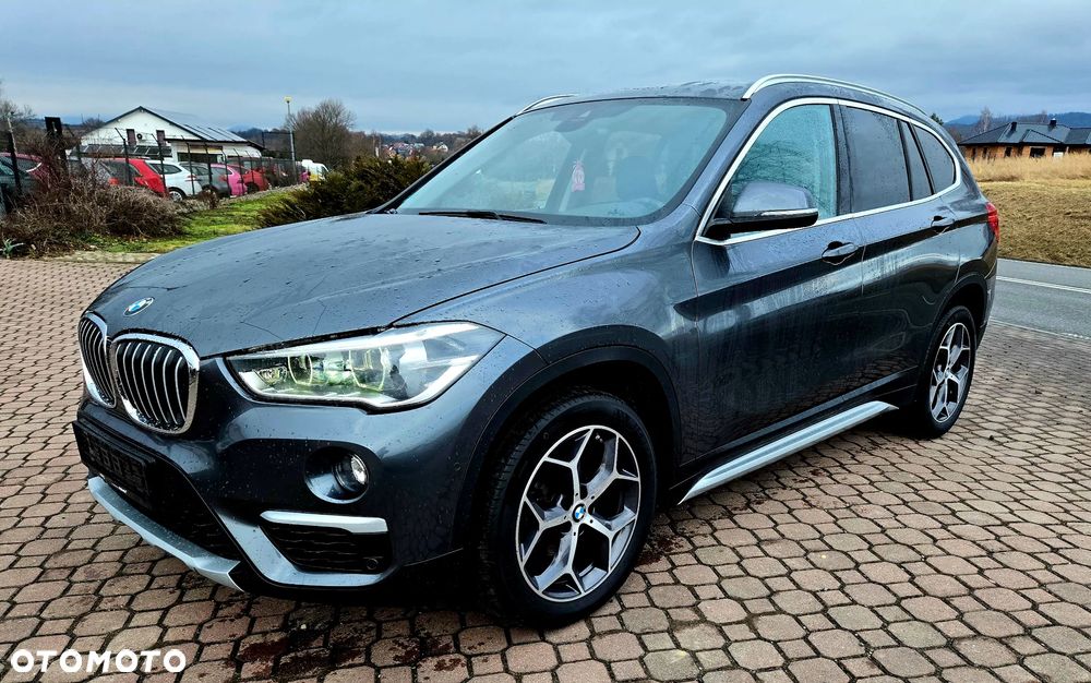 BMW X1 xDrive18d Sport Line - 1