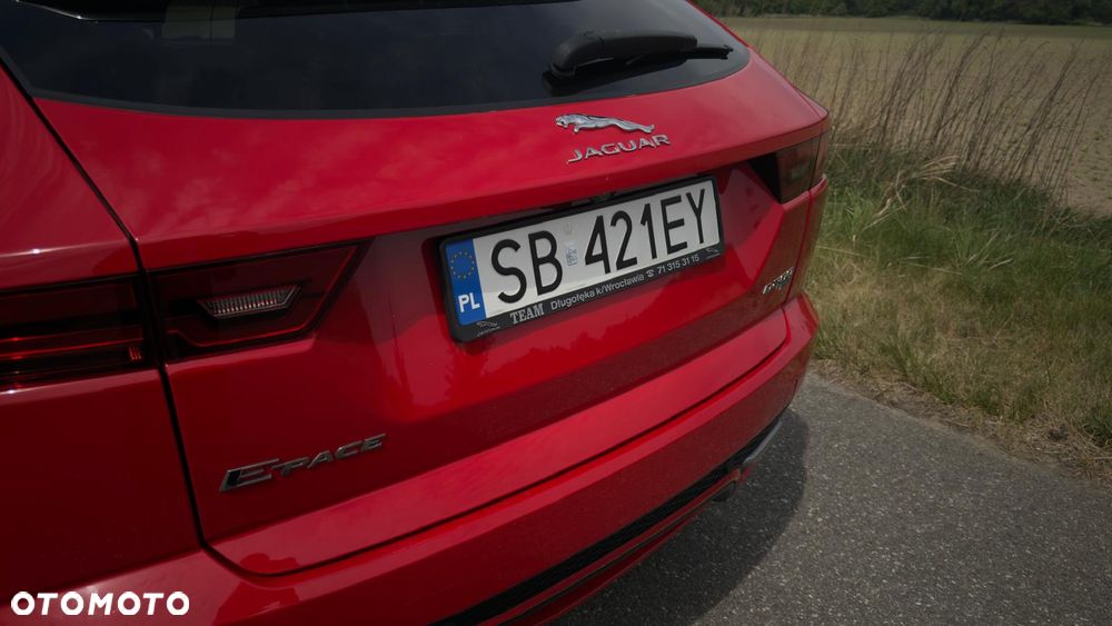 Jaguar E-Pace 2.0 D200 mHEV AWD R-Dynamic SE - 17