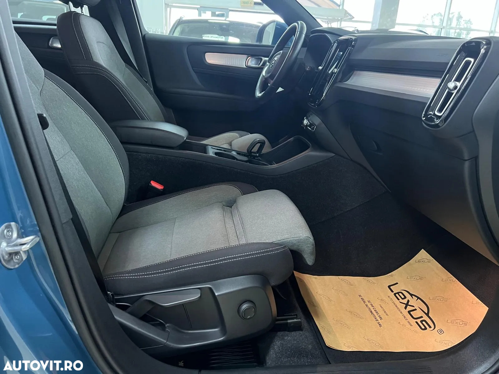 Volvo XC 40 T4 Recharge DKG Essential - 18