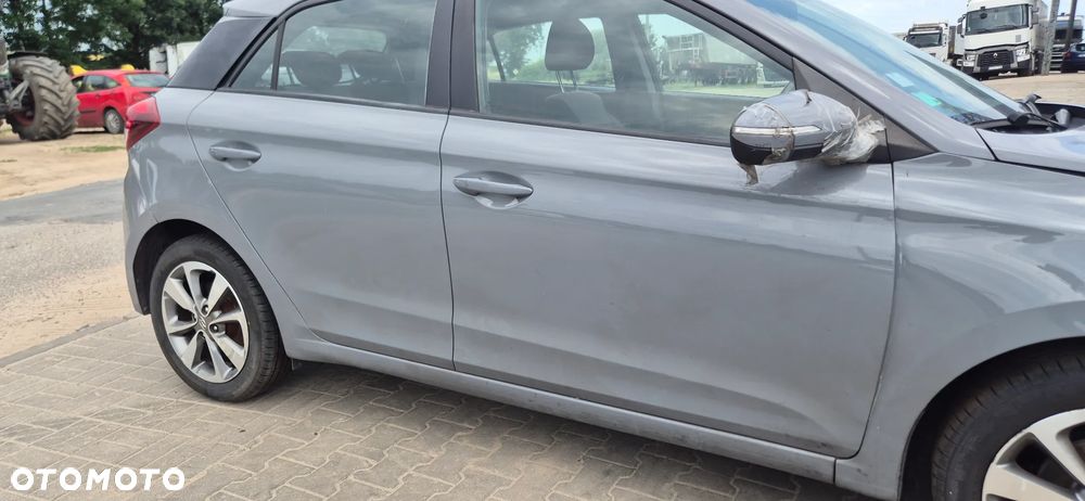 Hyundai i20 1.2 Fresh - 6