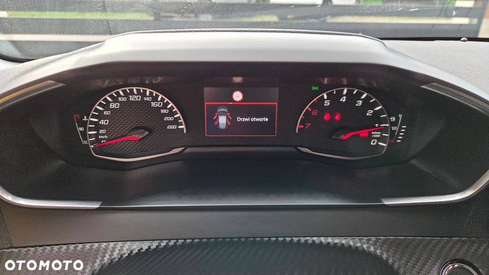 Peugeot 208 PureTech 100 Allure - 20