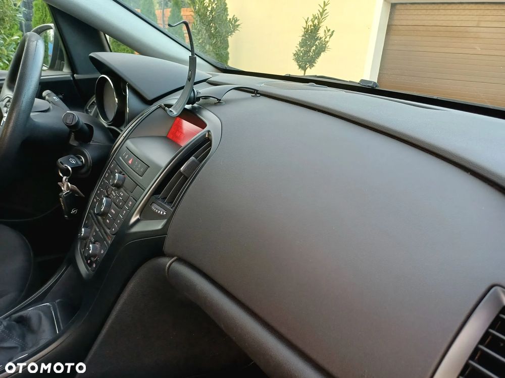 Opel Astra 1.4 Turbo Style - 24