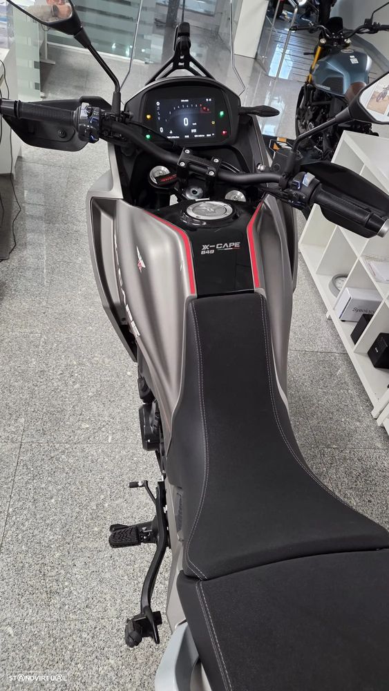 Moto Morini X-Cape GREY - 5