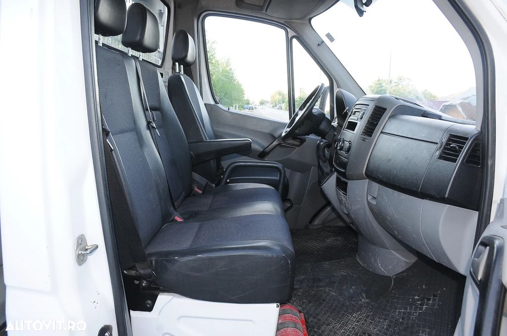 Mercedes-Benz Sprinter - 8