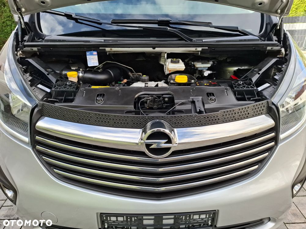 Opel Vivaro - 22