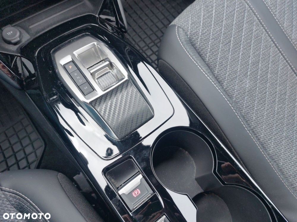 Peugeot 2008 - 15