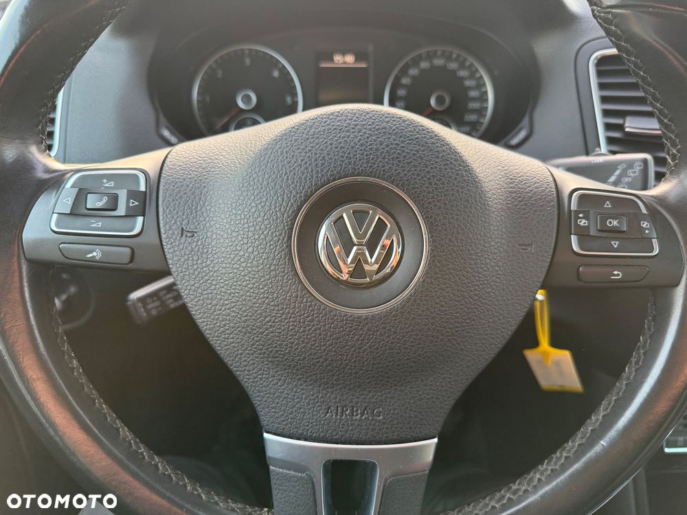 Volkswagen Sharan 2.0 TDI DSG BlueMotion Technology Comfortline - 16