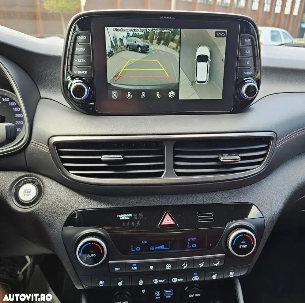 Hyundai Tucson 2.0 CRDI 4WD Automatik Premium - 27