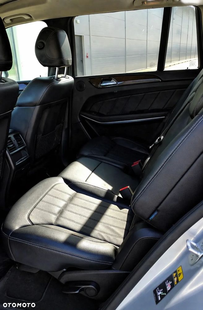 Mercedes-Benz GL 350 BlueTEC 4Matic 7G-TRONIC - 23