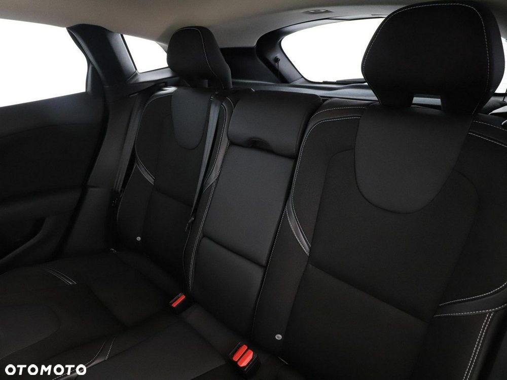 Volvo V40 D2 Drive-E Momentum - 18