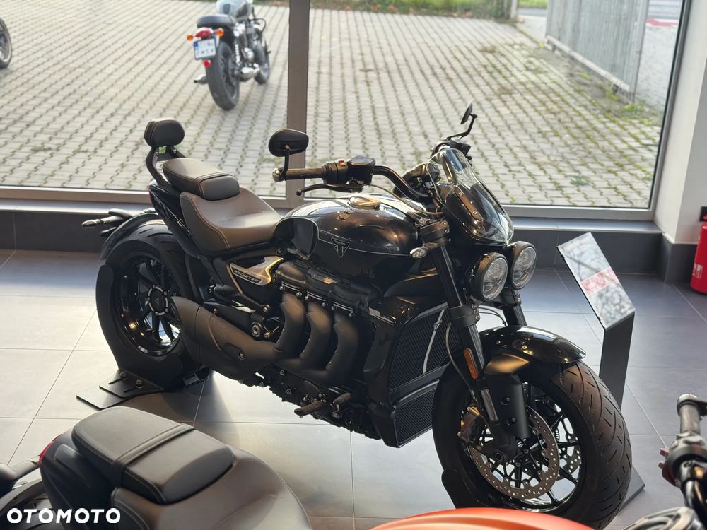 Triumph Rocket