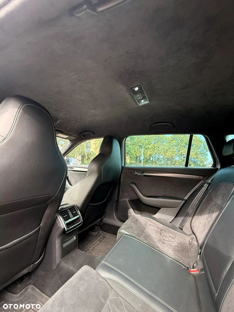 Skoda Superb 2.0 TDI SCR Sportline DSG - 4