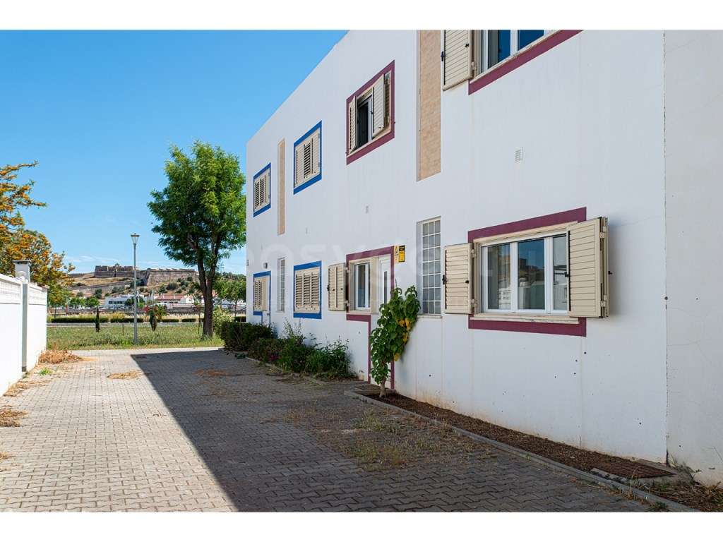 Moradia T3 com pátio e varanda - Urb. Quinta da Cerca, Castro Marim - Grande imagem: 5/41
