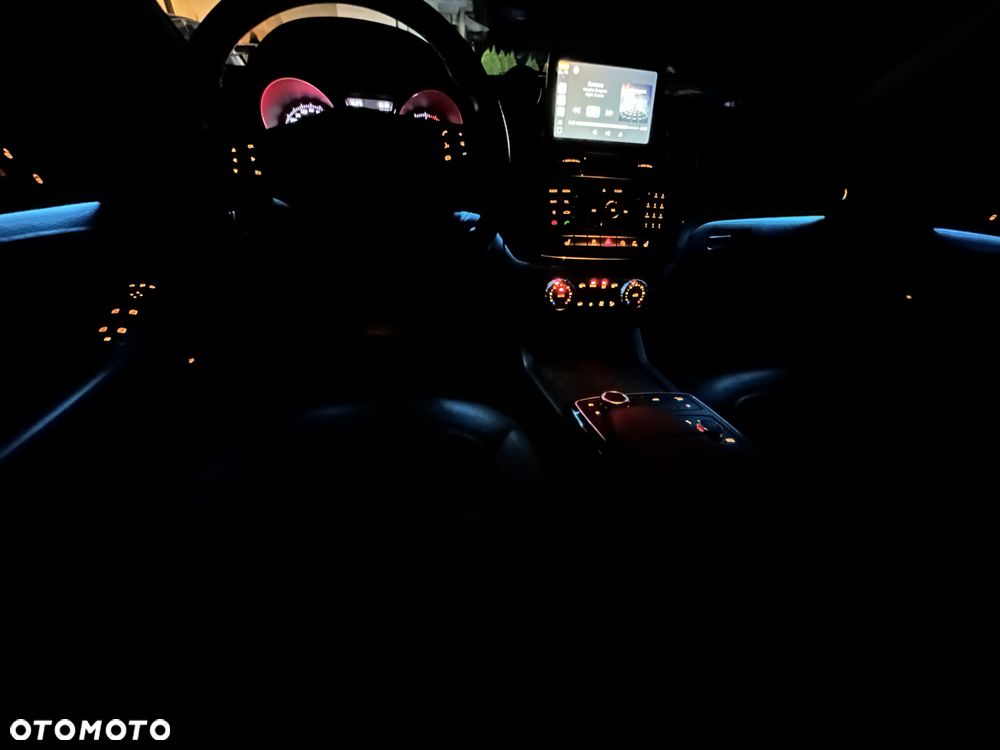 Mercedes-Benz GLE 250 d 4-Matic - 22