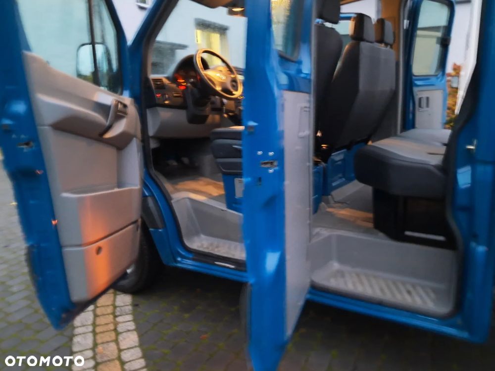 Volkswagen CRAFTER - 14